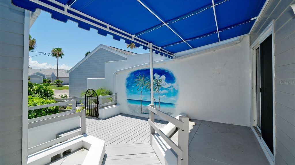 Image 12 of property listing at 506 WOODSTORK CIRCLE, Bradenton, FL 34209