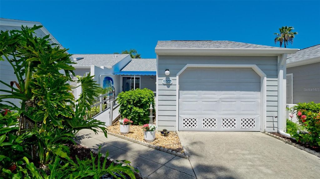 Image 29 of property listing at 506 WOODSTORK CIRCLE, Bradenton, FL 34209