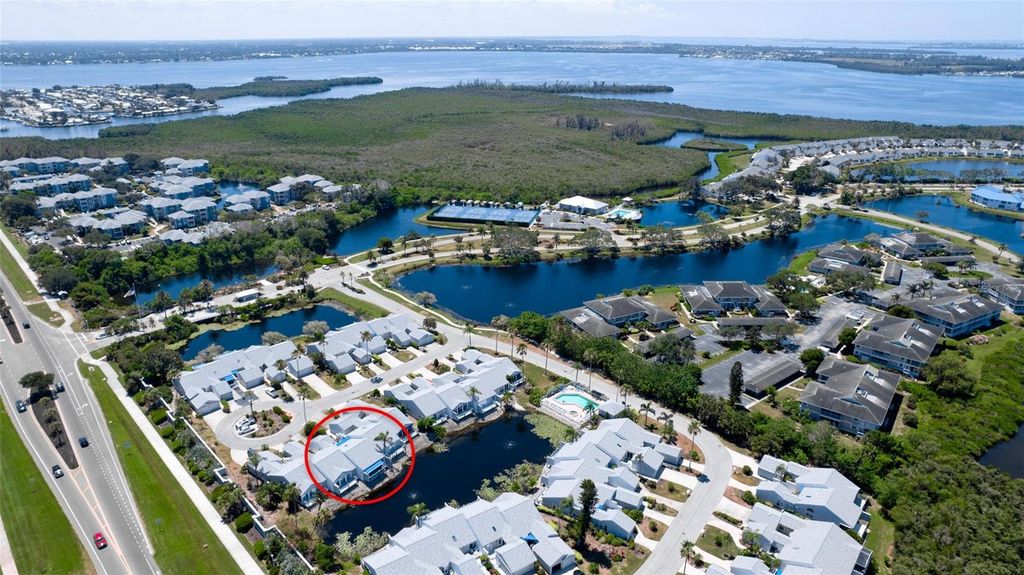 Image 36 of property listing at 506 WOODSTORK CIRCLE, Bradenton, FL 34209