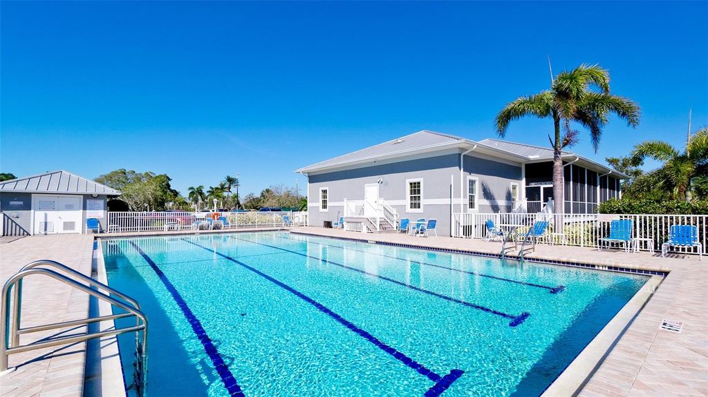 Image 49 of property listing at 506 WOODSTORK CIRCLE, Bradenton, FL 34209
