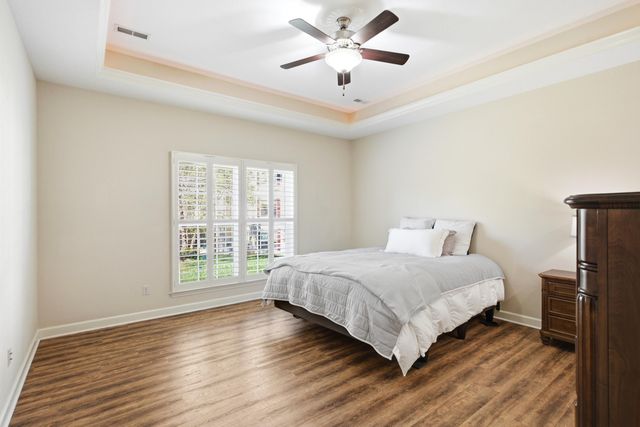 2409 BOULDER SPRINGS DR, Columbia, MO 65201