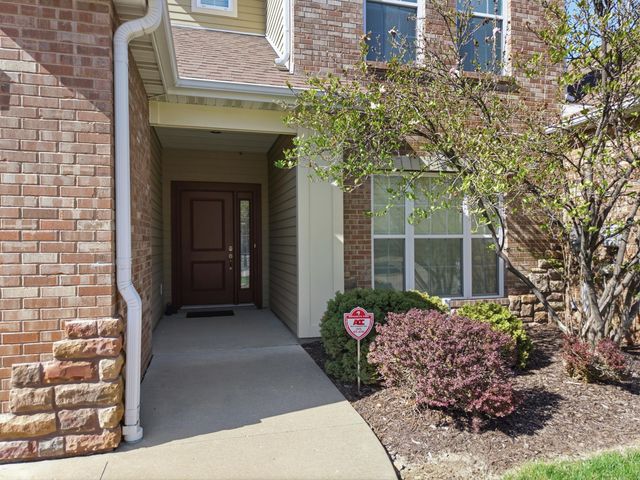 2409 BOULDER SPRINGS DR, Columbia, MO 65201