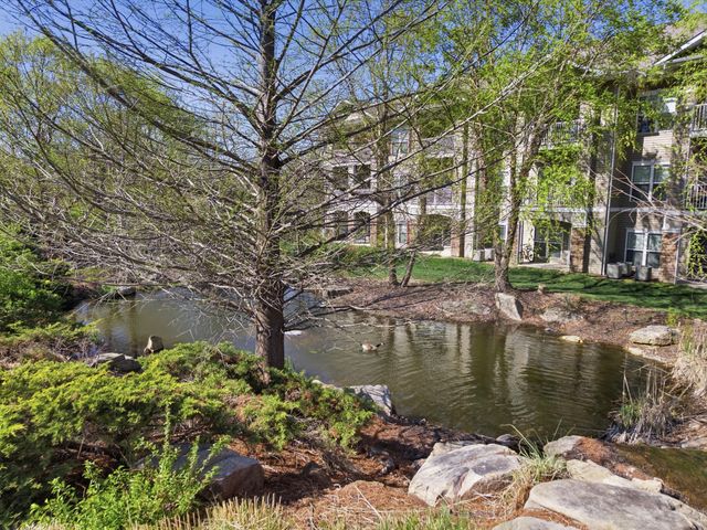 2409 BOULDER SPRINGS DR, Columbia, MO 65201