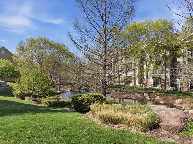 2409 BOULDER SPRINGS DR, Columbia, MO 65201