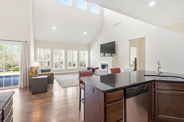 2409 BOULDER SPRINGS DR, Columbia, MO 65201