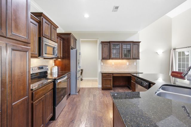 2409 BOULDER SPRINGS DR, Columbia, MO 65201