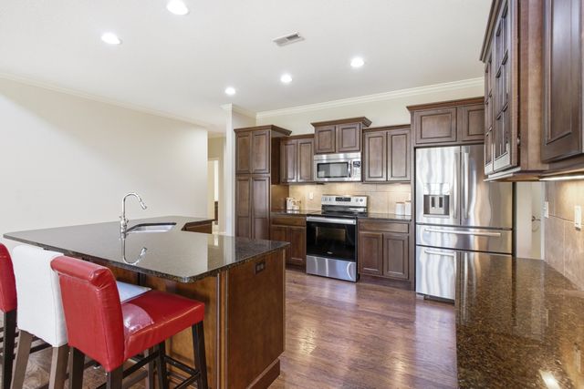 2409 BOULDER SPRINGS DR, Columbia, MO 65201