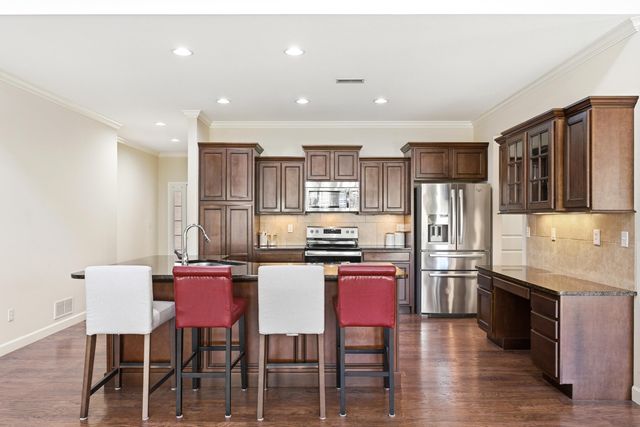 2409 BOULDER SPRINGS DR, Columbia, MO 65201