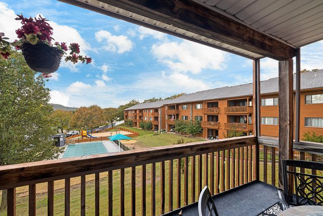 175 Avondale Drive 11, Branson, MO 65616