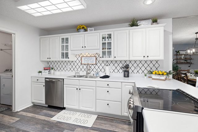 175 Avondale Drive 11, Branson, MO 65616