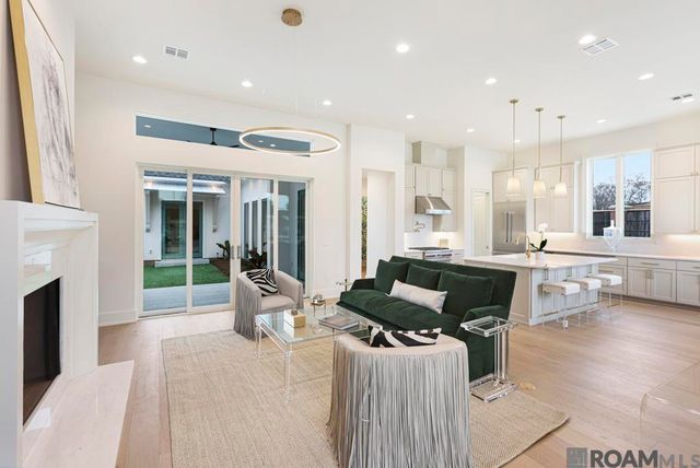 17657 Bent Tree Ct, Baton Rouge, LA 70810