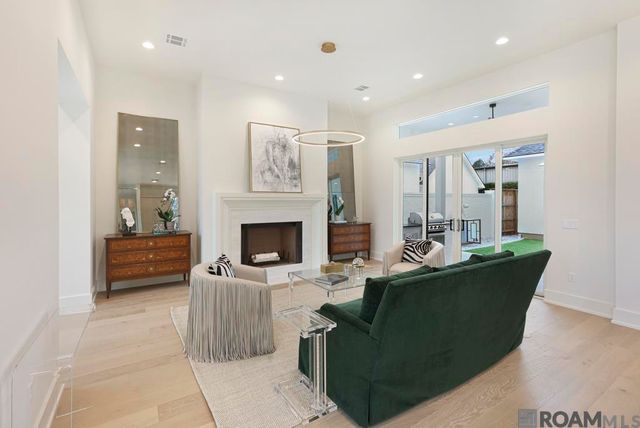 17657 Bent Tree Ct, Baton Rouge, LA 70810