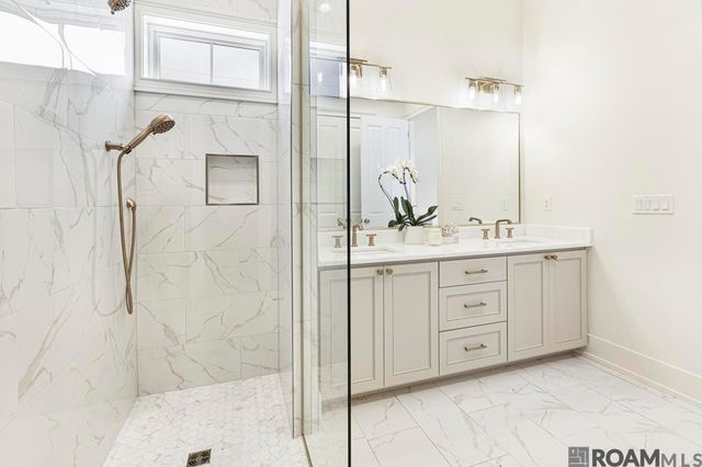 17657 Bent Tree Ct, Baton Rouge, LA 70810