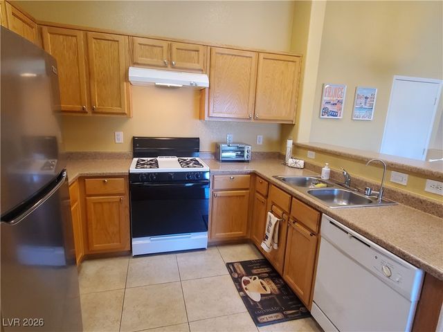 4624 Snake Eyes Street 101, Las Vegas, NV 89122