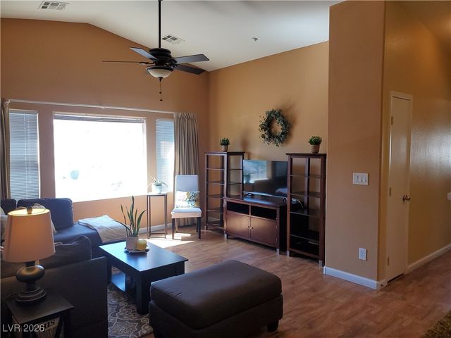 4624 Snake Eyes Street 101, Las Vegas, NV 89122