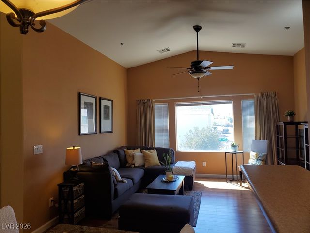 4624 Snake Eyes Street 101, Las Vegas, NV 89122