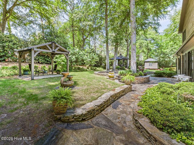 4 Village Lane, Pinehurst, NC 28374