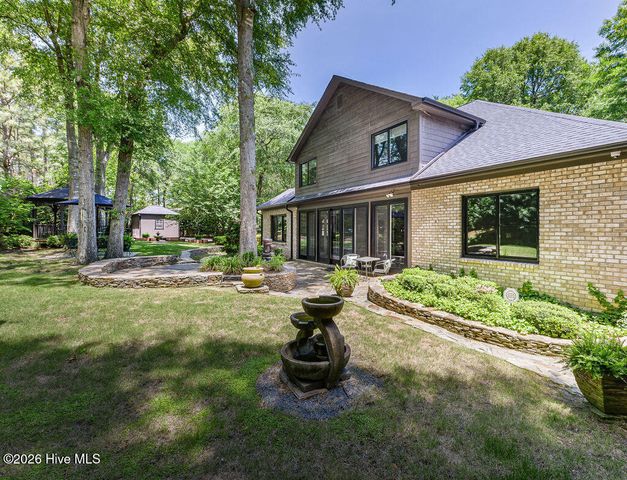 4 Village Lane, Pinehurst, NC 28374