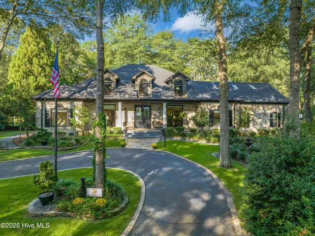 4 Village Lane, Pinehurst, NC 28374
