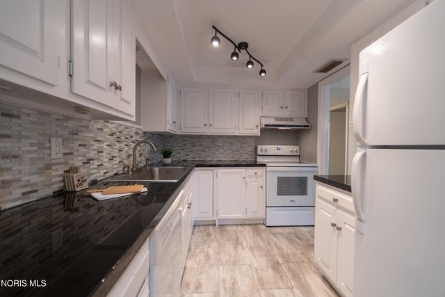 4343 W Bancroft Street, Apt 2k, Ottawa Hills, OH 43615