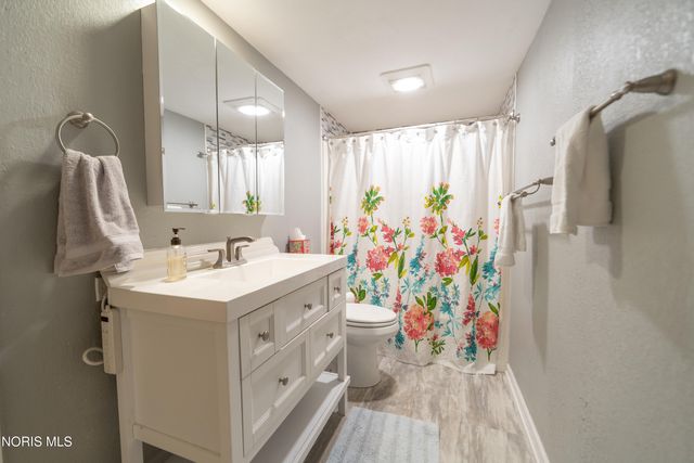 4343 W Bancroft Street, Apt 2k, Ottawa Hills, OH 43615