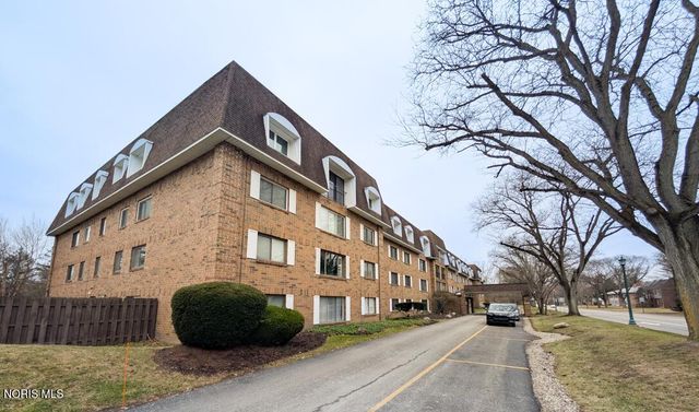 4343 W Bancroft Street, Apt 2k, Ottawa Hills, OH 43615