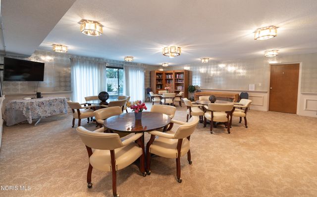 4343 W Bancroft Street, Apt 2k, Ottawa Hills, OH 43615