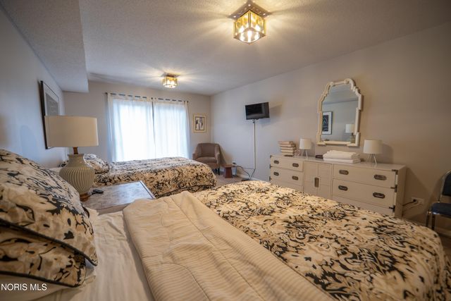 4343 W Bancroft Street, Apt 2k, Ottawa Hills, OH 43615