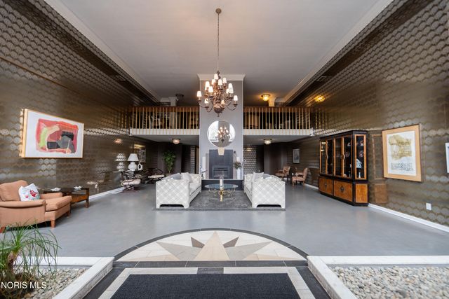 4343 W Bancroft Street, Apt 2k, Ottawa Hills, OH 43615