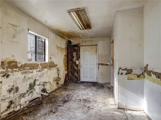 807 E Laurel, Compton, CA 90221