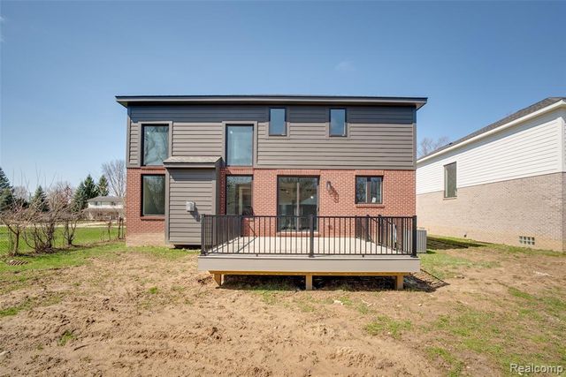 2921 Walsh Drive, Rochester Hills, MI 48309
