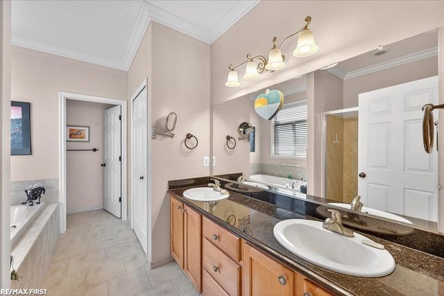 7969 Stableford Drive, Washington Twp, MI 48094