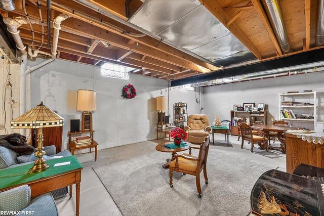 7969 Stableford Drive, Washington Twp, MI 48094
