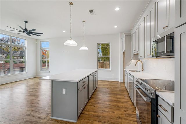 5484 PARK AVE, Memphis, TN 38119