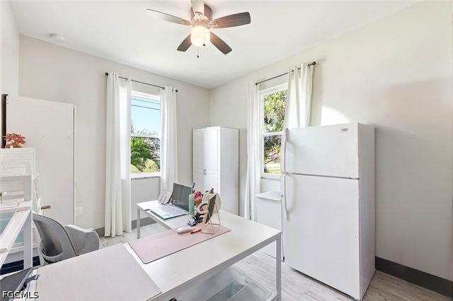 212 SW 20th ST, Cape Coral, FL 33991