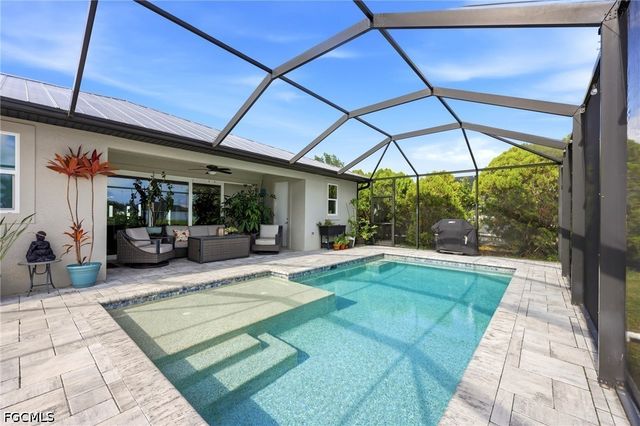 212 SW 20th ST, Cape Coral, FL 33991