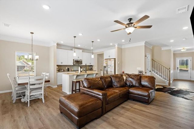 62 Professional Place, Calhoun, GA 30701