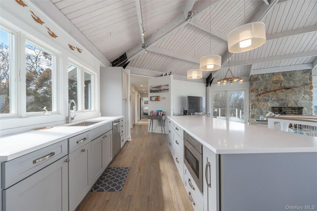 56875 Route 48, Greenport, NY 11944