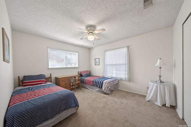 3706 Petry Dr, Kirby, TX 78219