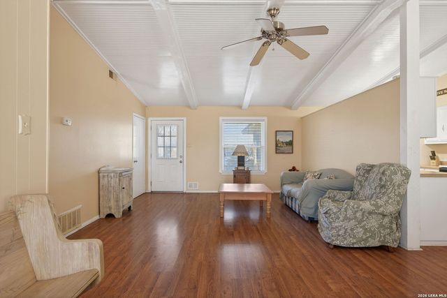 3706 Petry Dr, Kirby, TX 78219