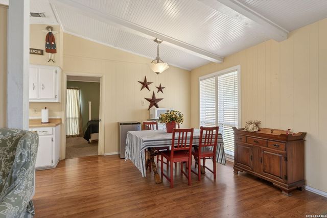 3706 Petry Dr, Kirby, TX 78219