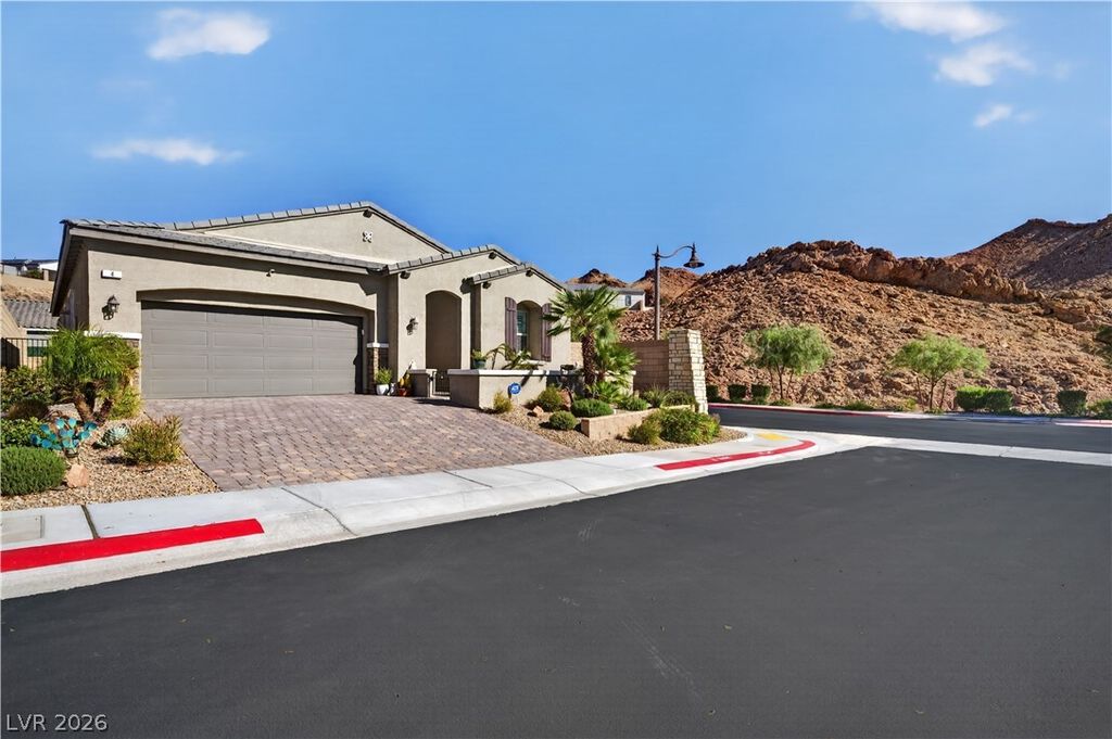 4 Bobado Lane, Henderson, NV 89011 — exterior