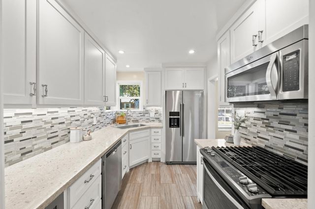 231 40th St, Sacramento, CA 95819
