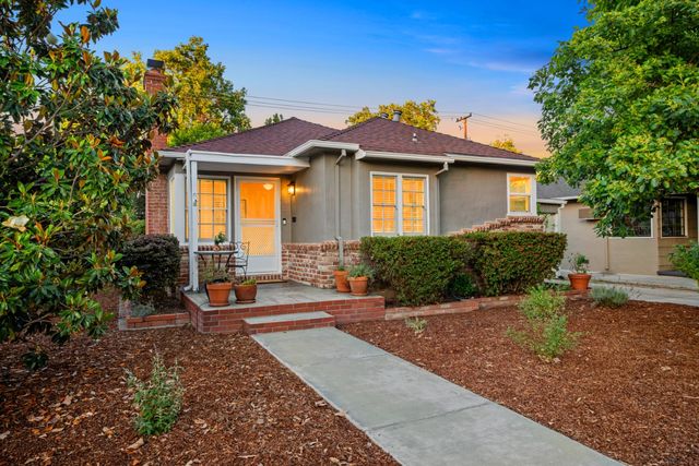 231 40th St, Sacramento, CA 95819