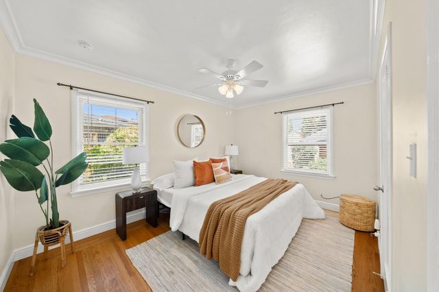 231 40th St, Sacramento, CA 95819