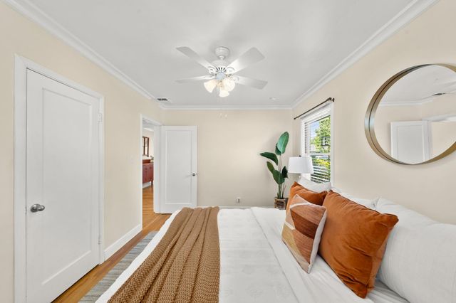 231 40th St, Sacramento, CA 95819