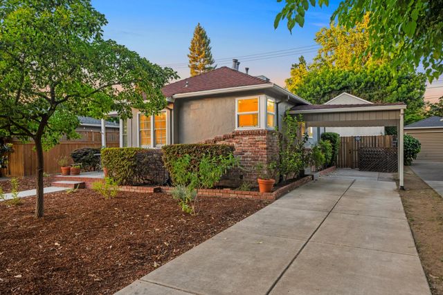231 40th St, Sacramento, CA 95819
