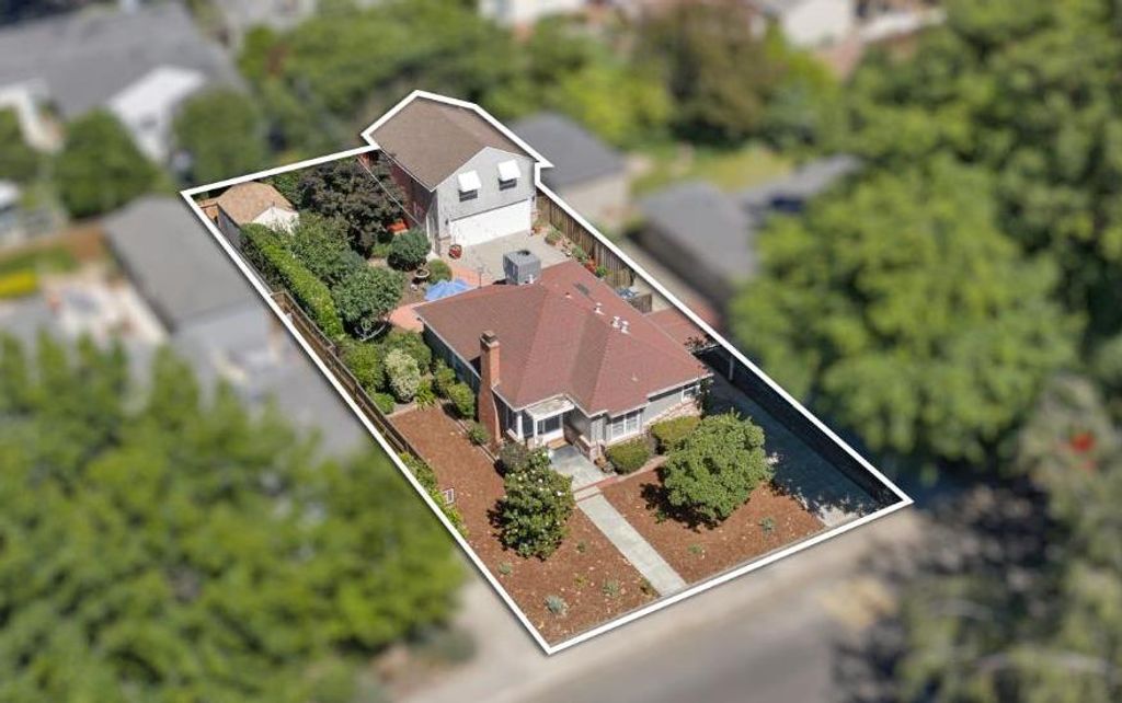 231 40th St, Sacramento, CA 95819
