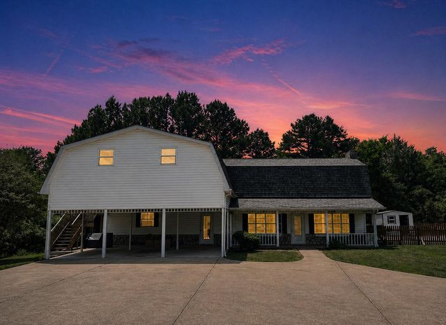 132 Boofer Road, Ringgold, GA 30736