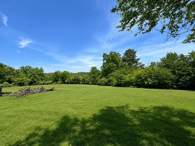 132 Boofer Road, Ringgold, GA 30736